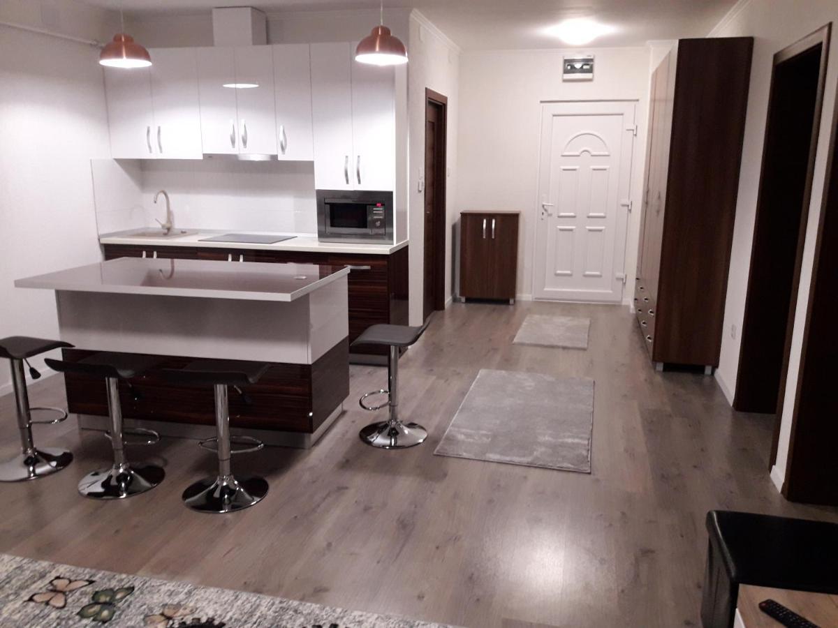 Mira Apartman Ντέμπρετσεν Εξωτερικό φωτογραφία